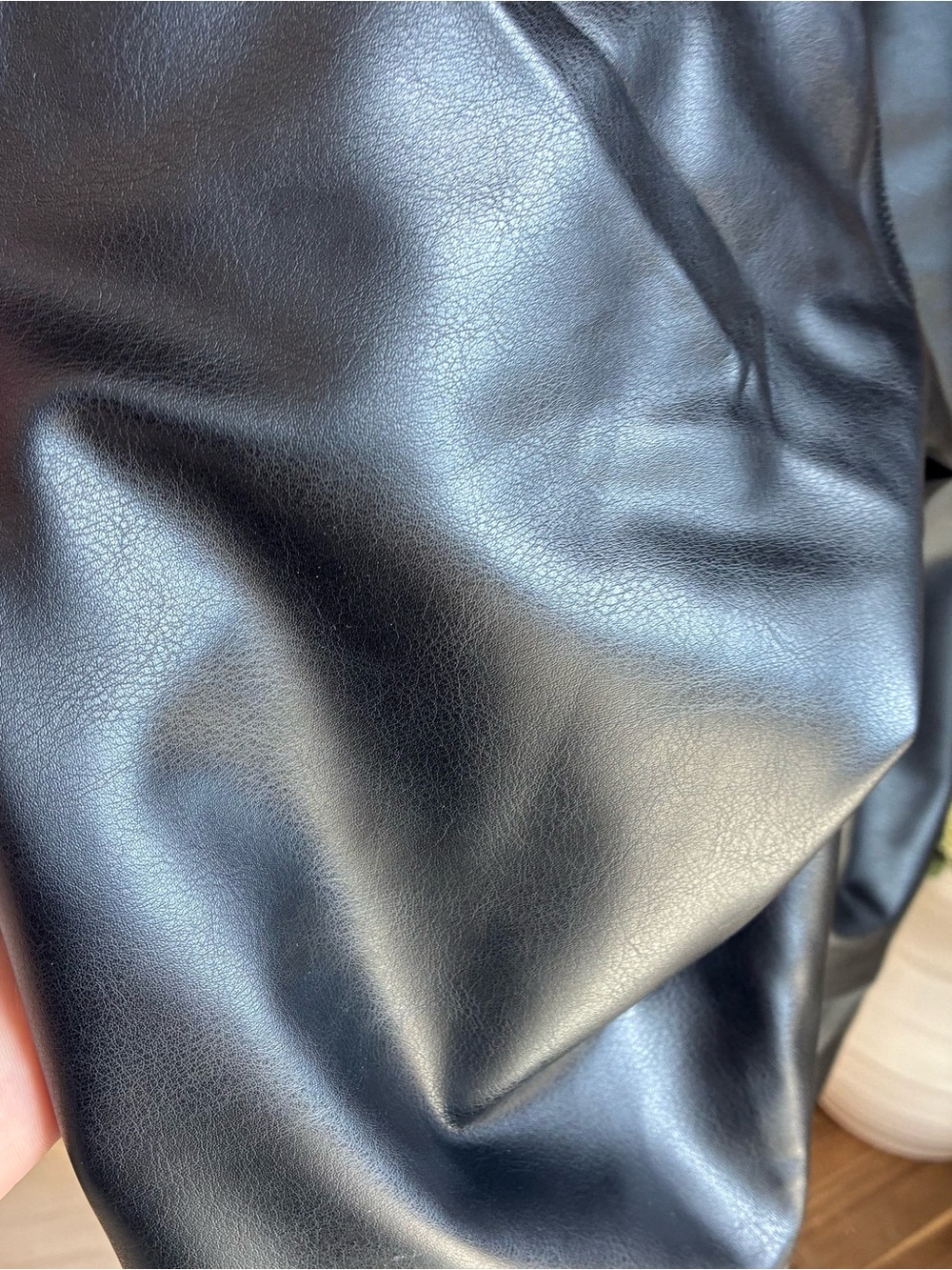 90 Degree by Reflex Disco Fever
Liquid Faux Leather High Waist Ankle
Leggings S - Picture 3 of 7